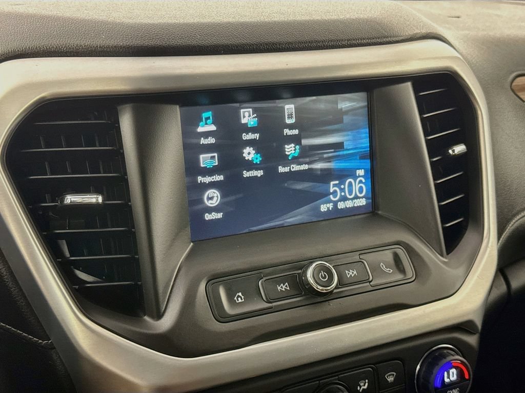 Used 2017 GMC Acadia SLE AWD/4WD image 17