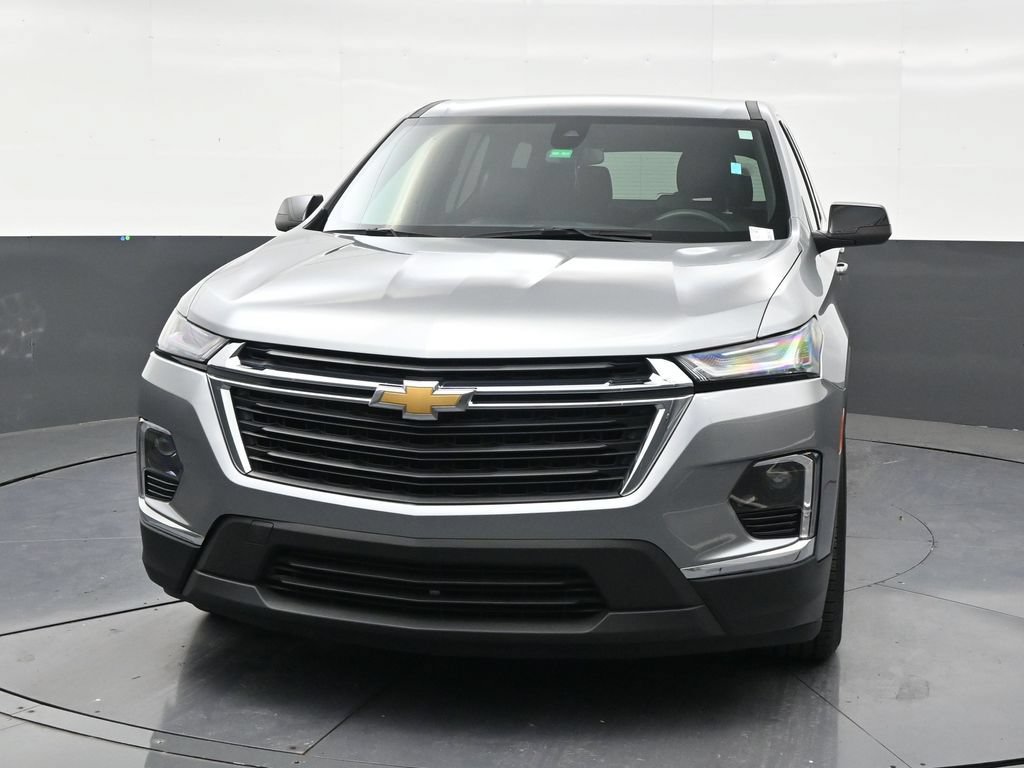 Used 2023 Chevrolet Traverse LS FWD image 8