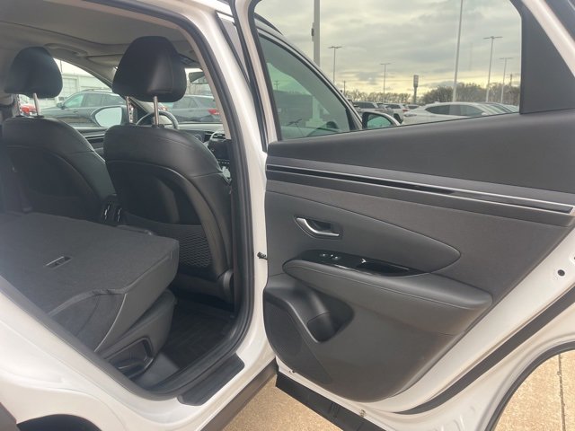 Used 2023 Hyundai Tucson Limited image 48