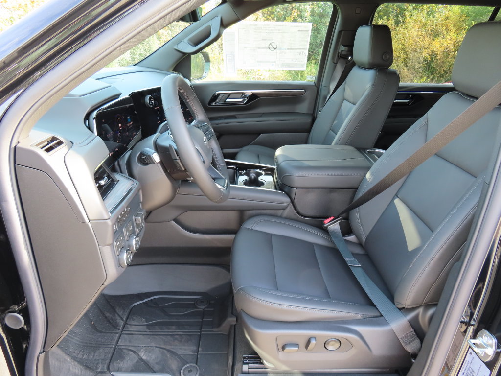 New 2027 Chevrolet Suburban Z71 w/ Z71 Off-Road Package AWD/4WD image 23