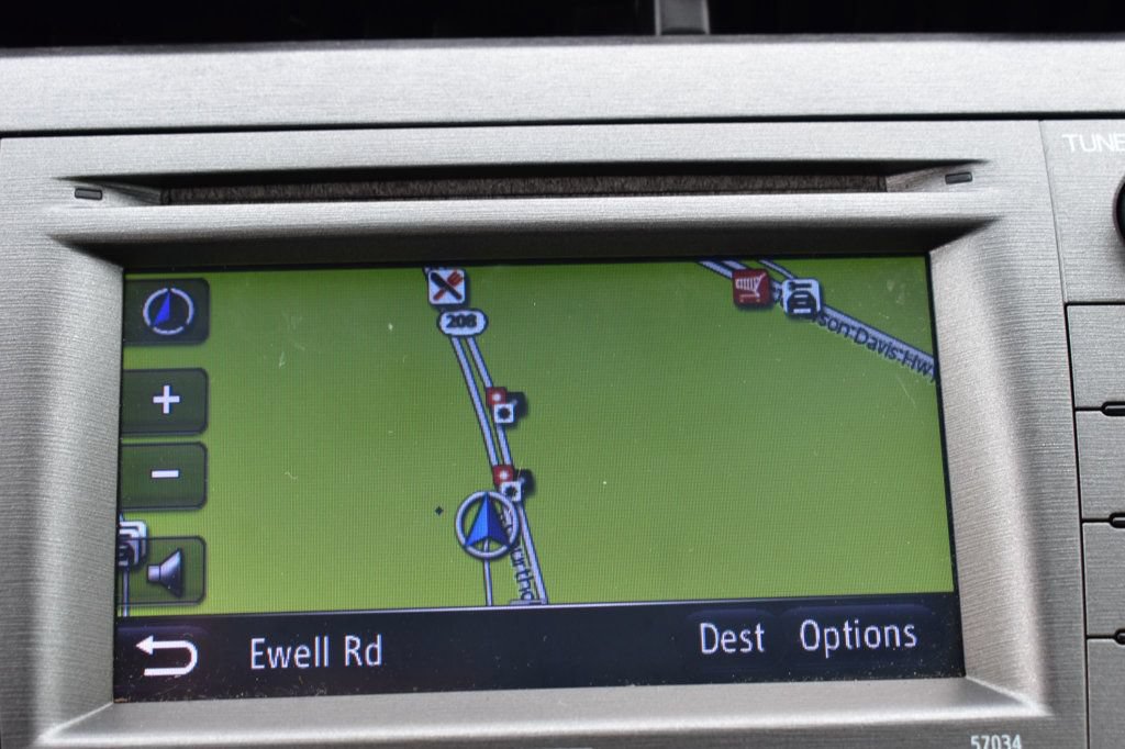 Used 2013 Toyota Prius Four FWD image 38