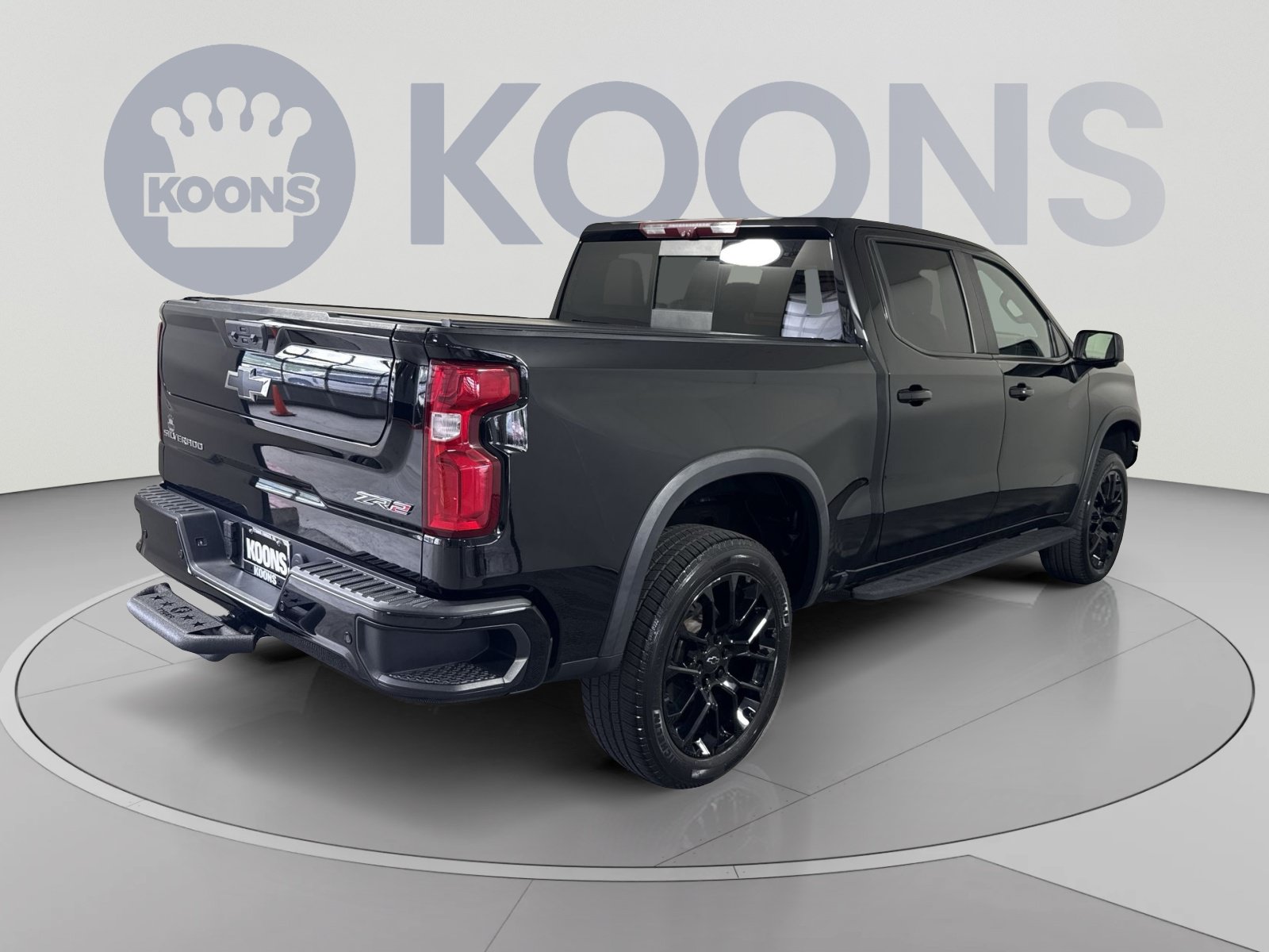 Used 2022 Chevrolet Silverado 1500 ZR2 w/ Technology Package AWD/4WD image 7