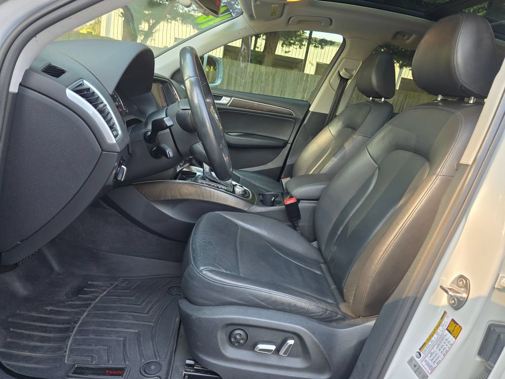 Used 2016 Audi Q5 2.0T Premium Plus w/ Technology Package AWD/4WD image 27