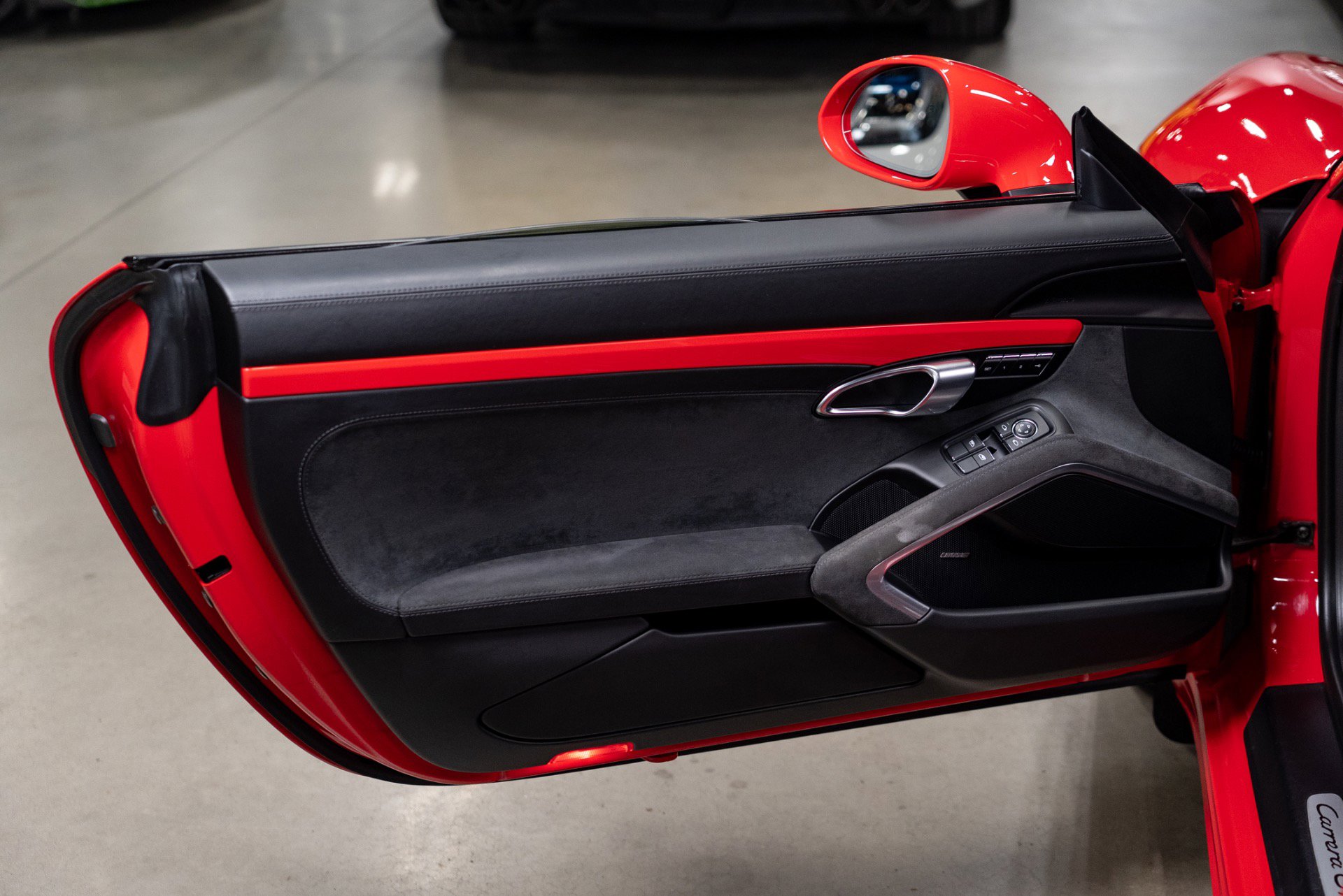 Used 2017 Porsche 911 Carrera GTS image 47