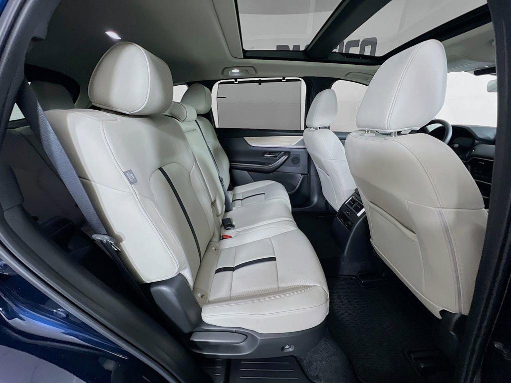 Certified 2025 MAZDA CX-90 Plug-In Hybrid w/Premium Sport image 34
