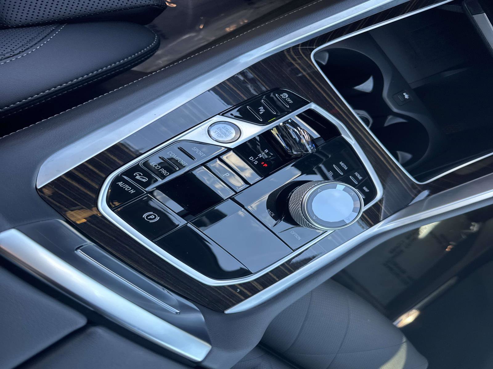 Certified 2025 BMW X6 xDrive40i image 26