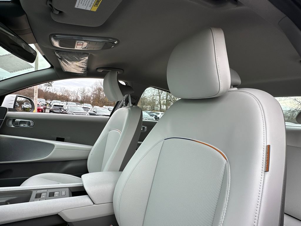 New 2025 Hyundai Ioniq 6 SEL image 17