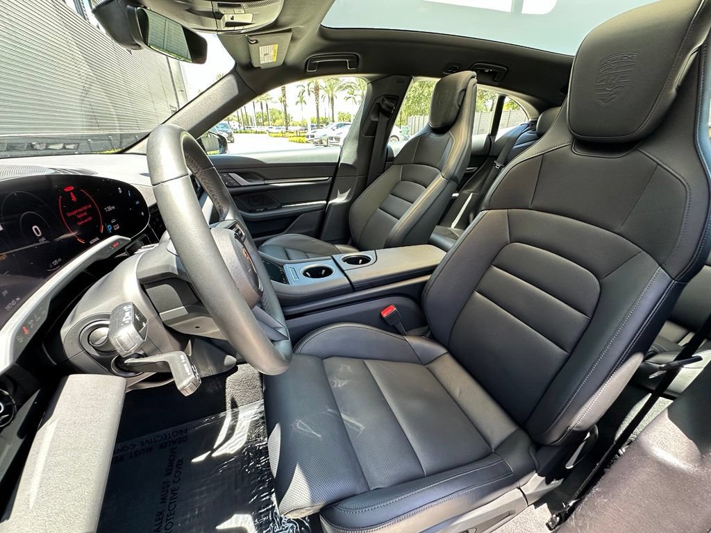Certified 2024 Porsche Taycan 4S AWD/4WD image 5