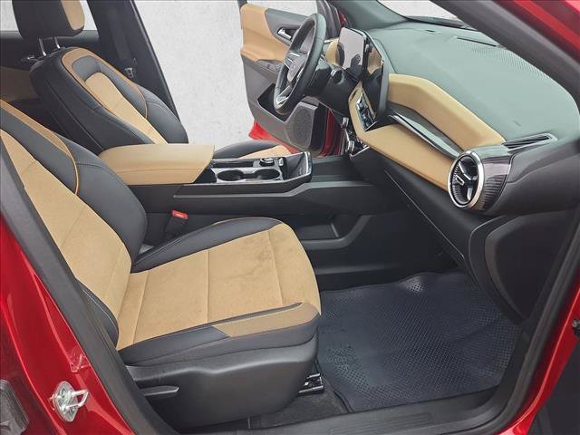 Used 2025 Chevrolet Equinox ACTIV AWD/4WD image 19