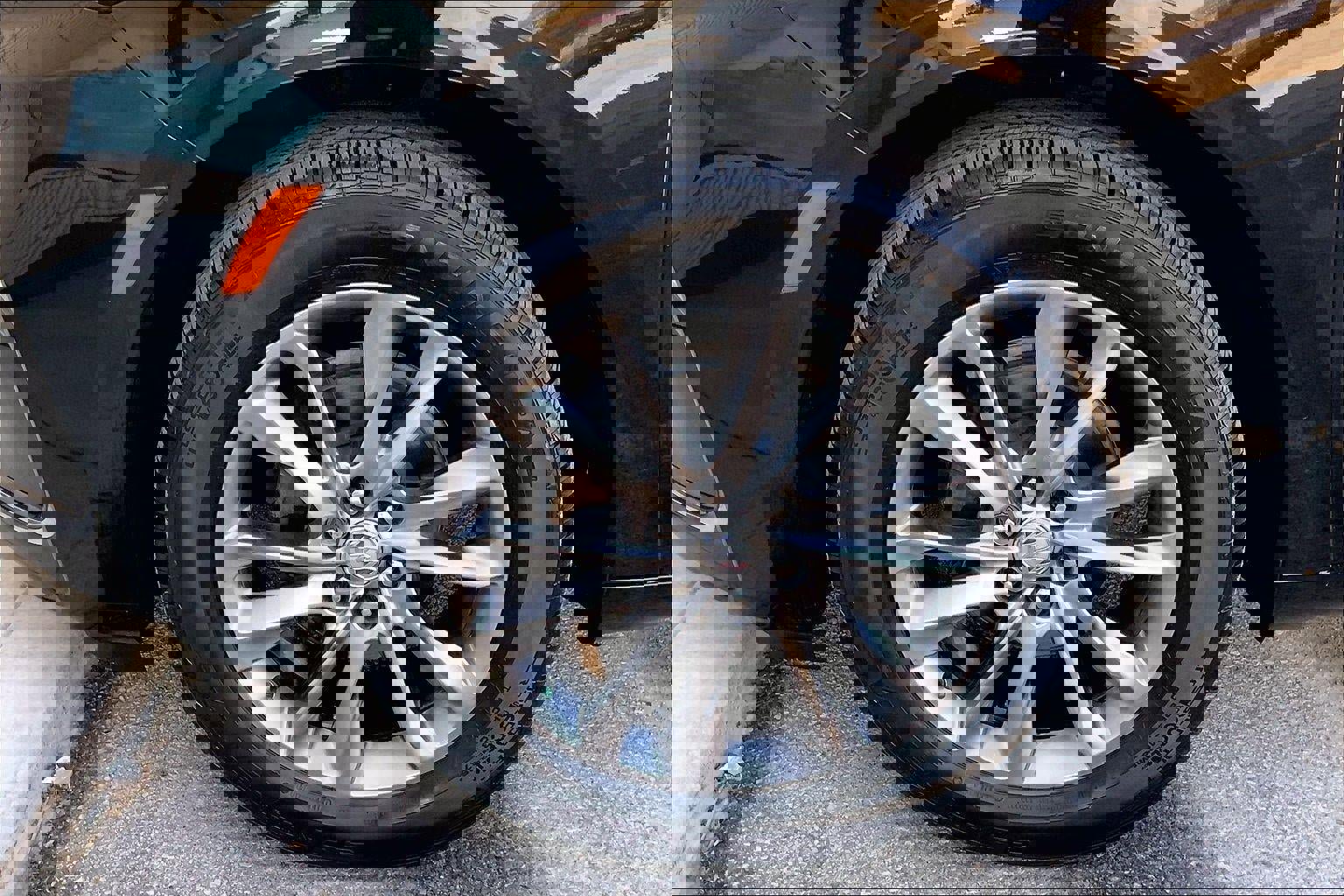 Used 2023 Buick Enclave Avenir image 8