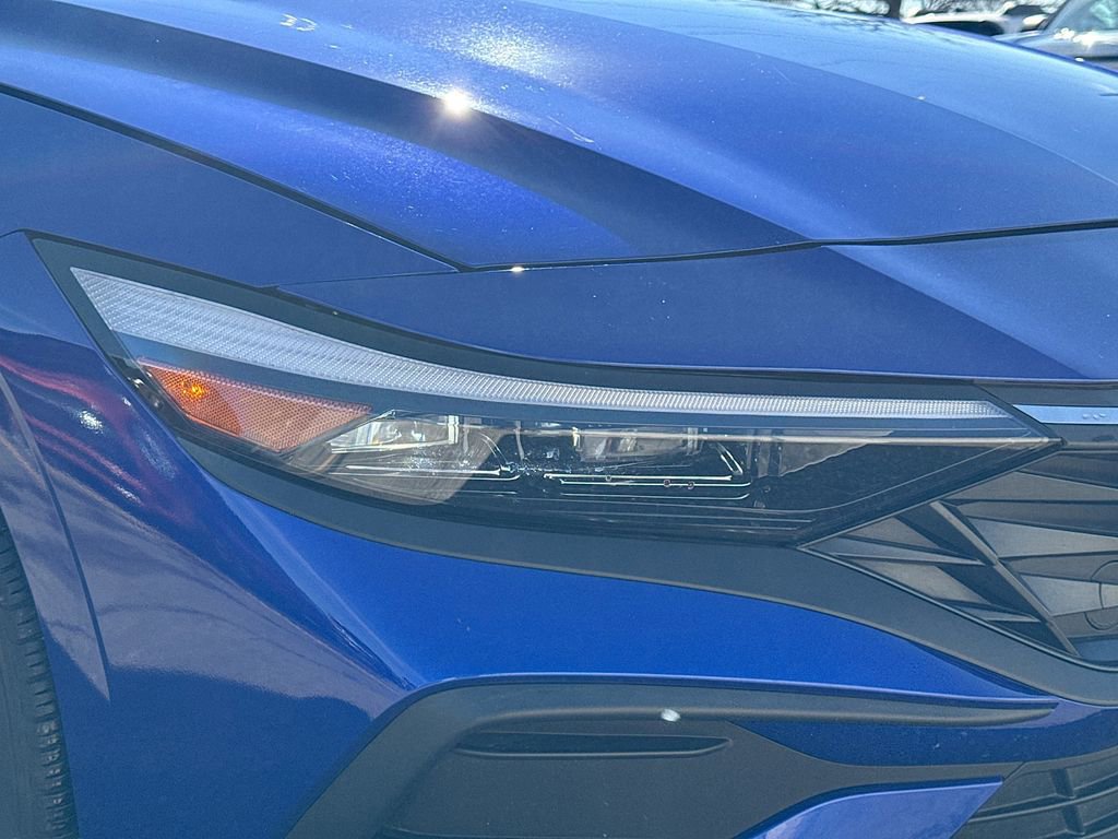 Used 2025 Hyundai Elantra Sport image 36