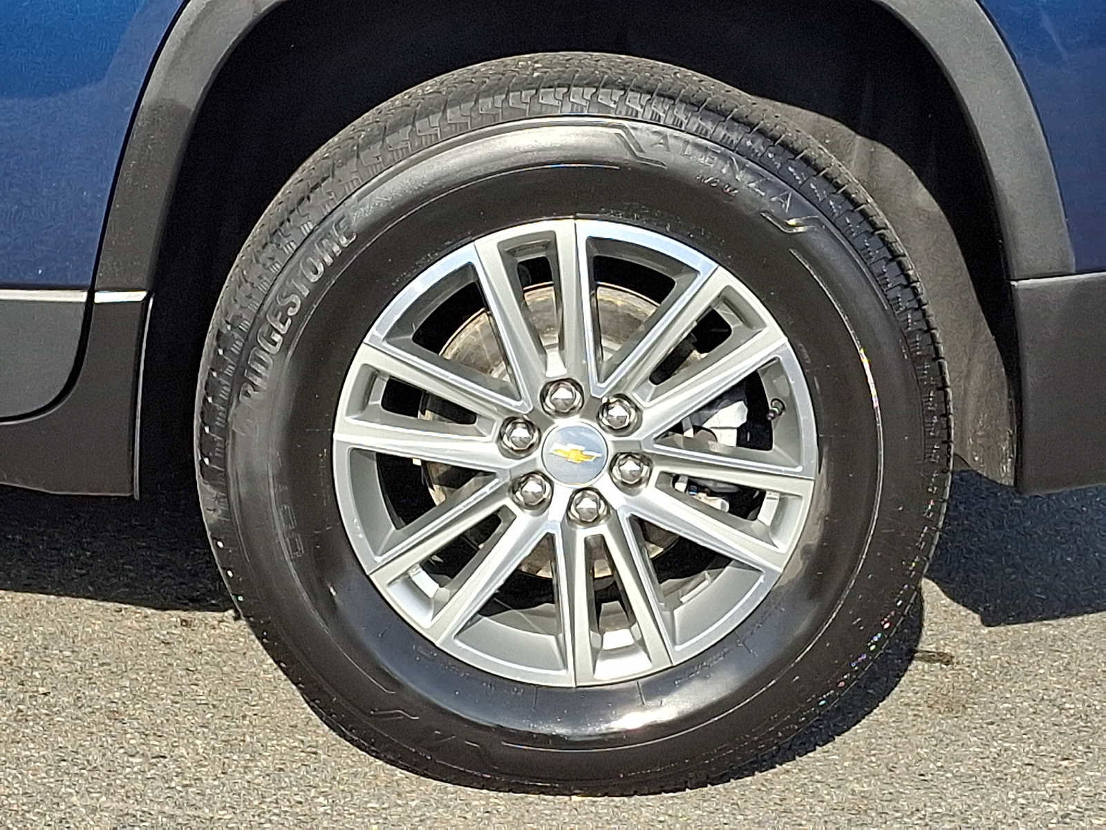 Used 2023 Chevrolet Traverse LT w/ LPO, Floor Liner Package AWD/4WD image 7