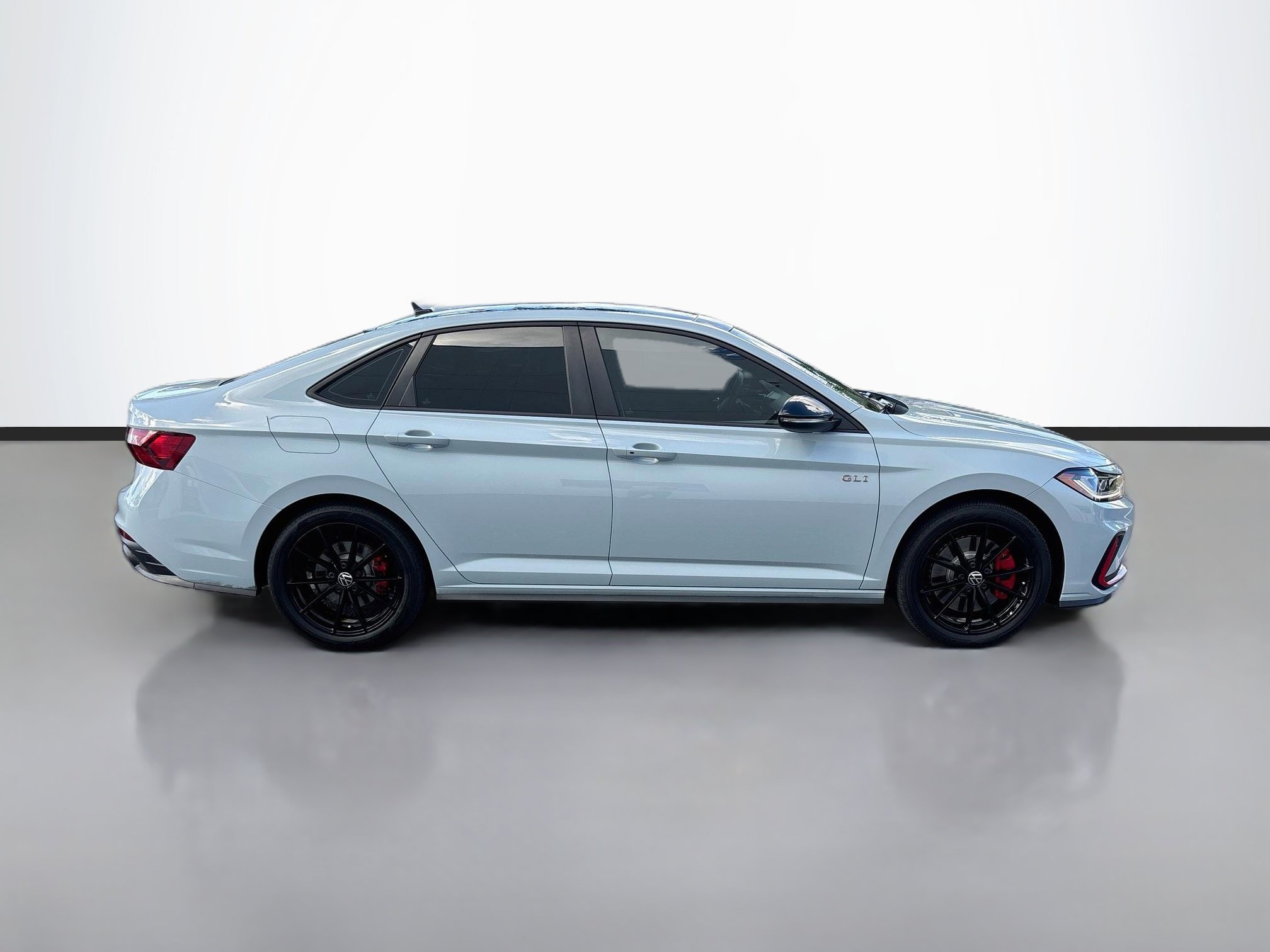 Used 2026 Volkswagen Jetta GLI Autobahn FWD image 5