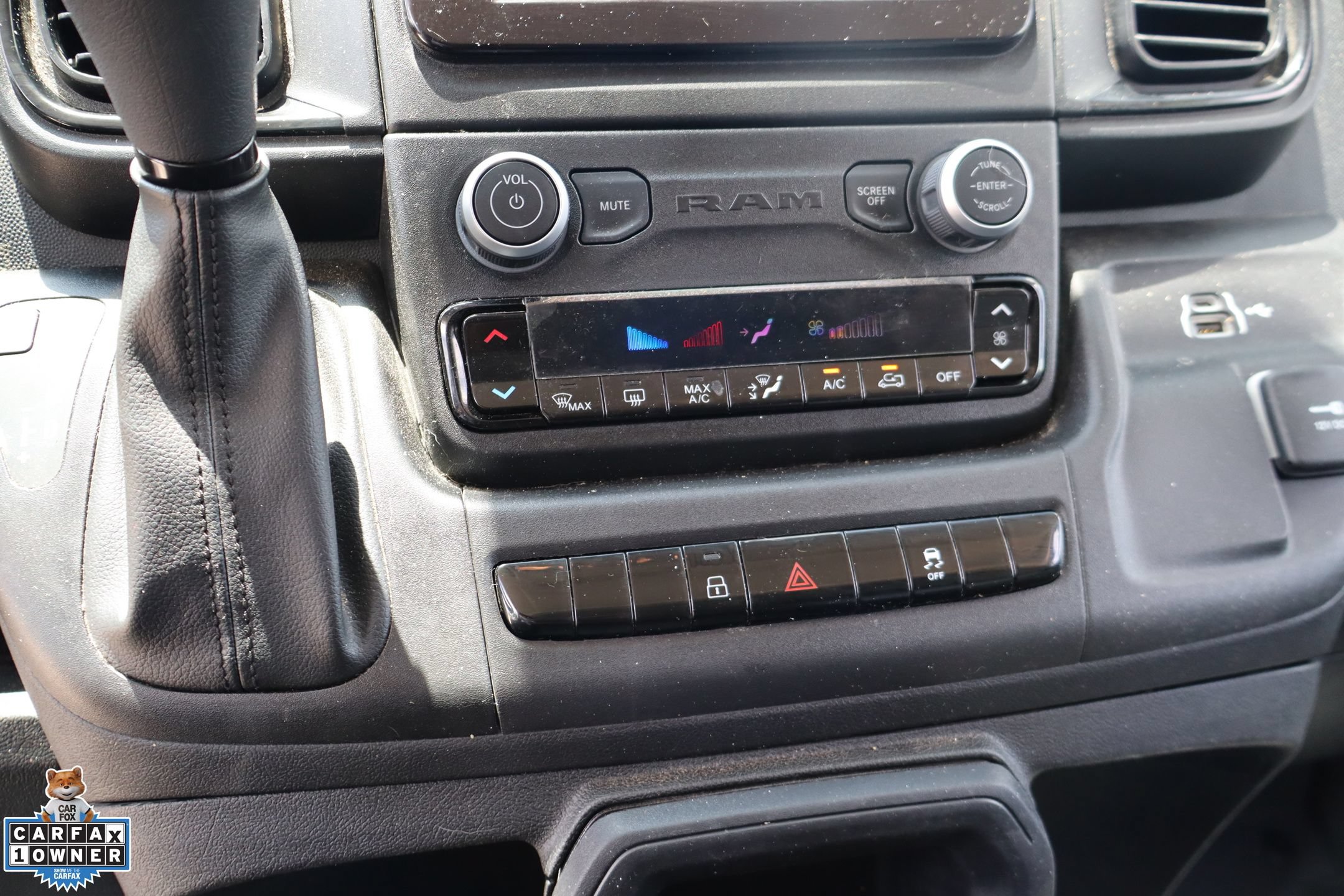 Used 2025 RAM ProMaster 2500 w/ Convenience Group FWD image 19