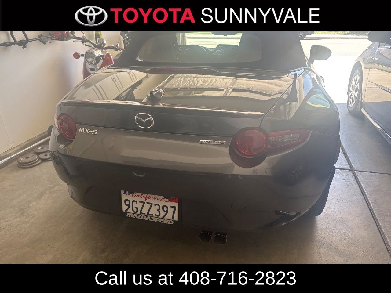 Used 2022 MAZDA MX-5 Miata Grand Touring w/ Weather Package RWD image 2