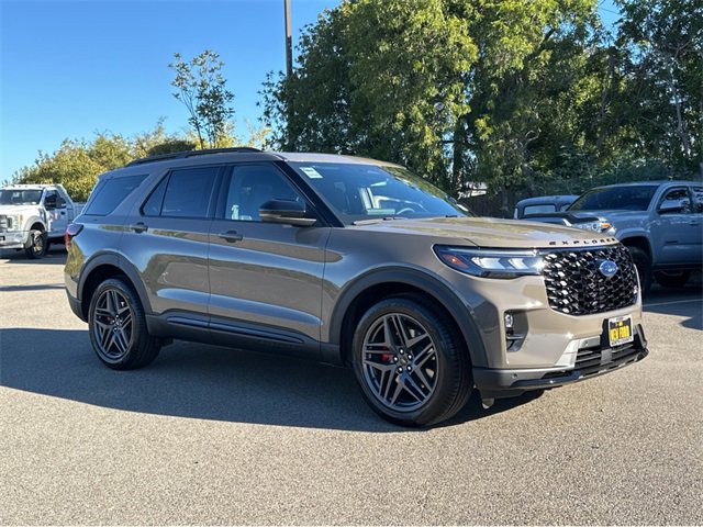 New 2026 Ford Explorer ST image 3