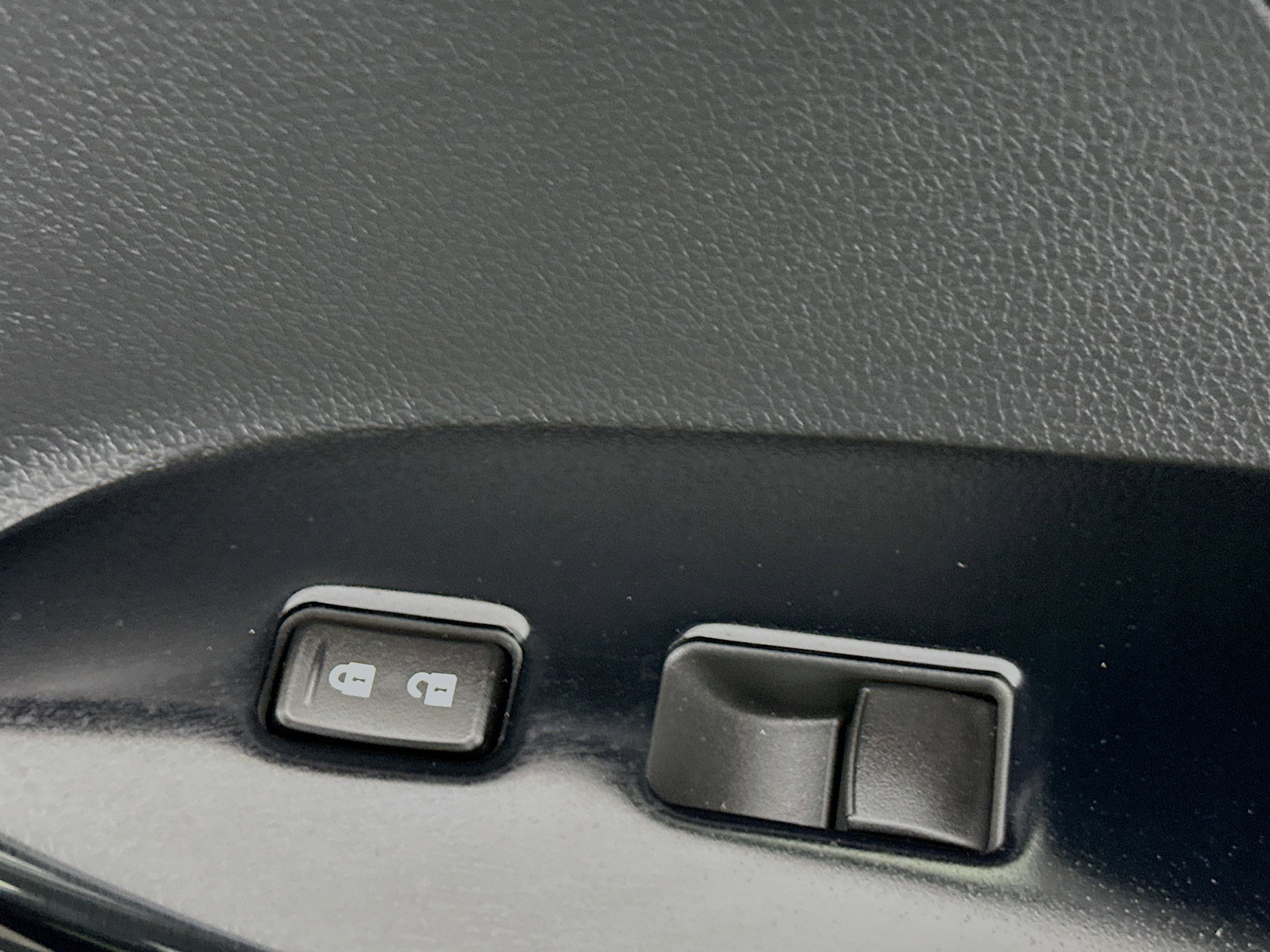 Used 2023 Mitsubishi Eclipse Cross LE image 26