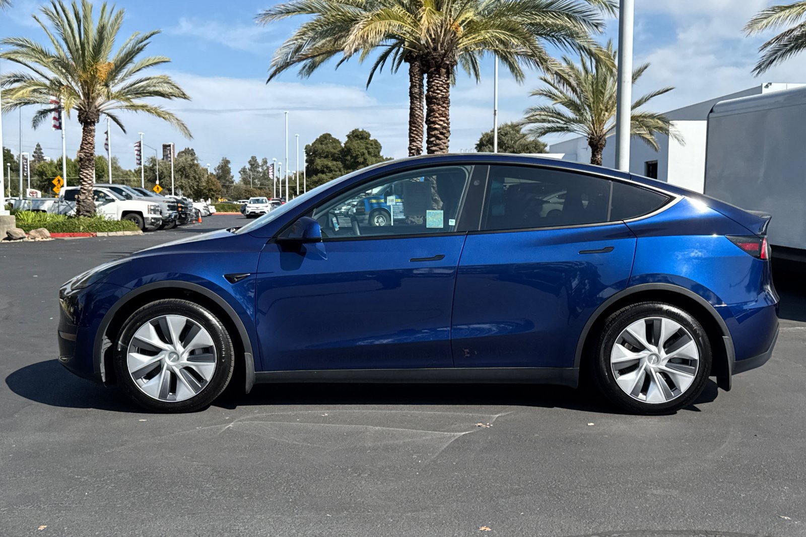 Used 2023 Tesla Model Y Long Range AWD/4WD image 6