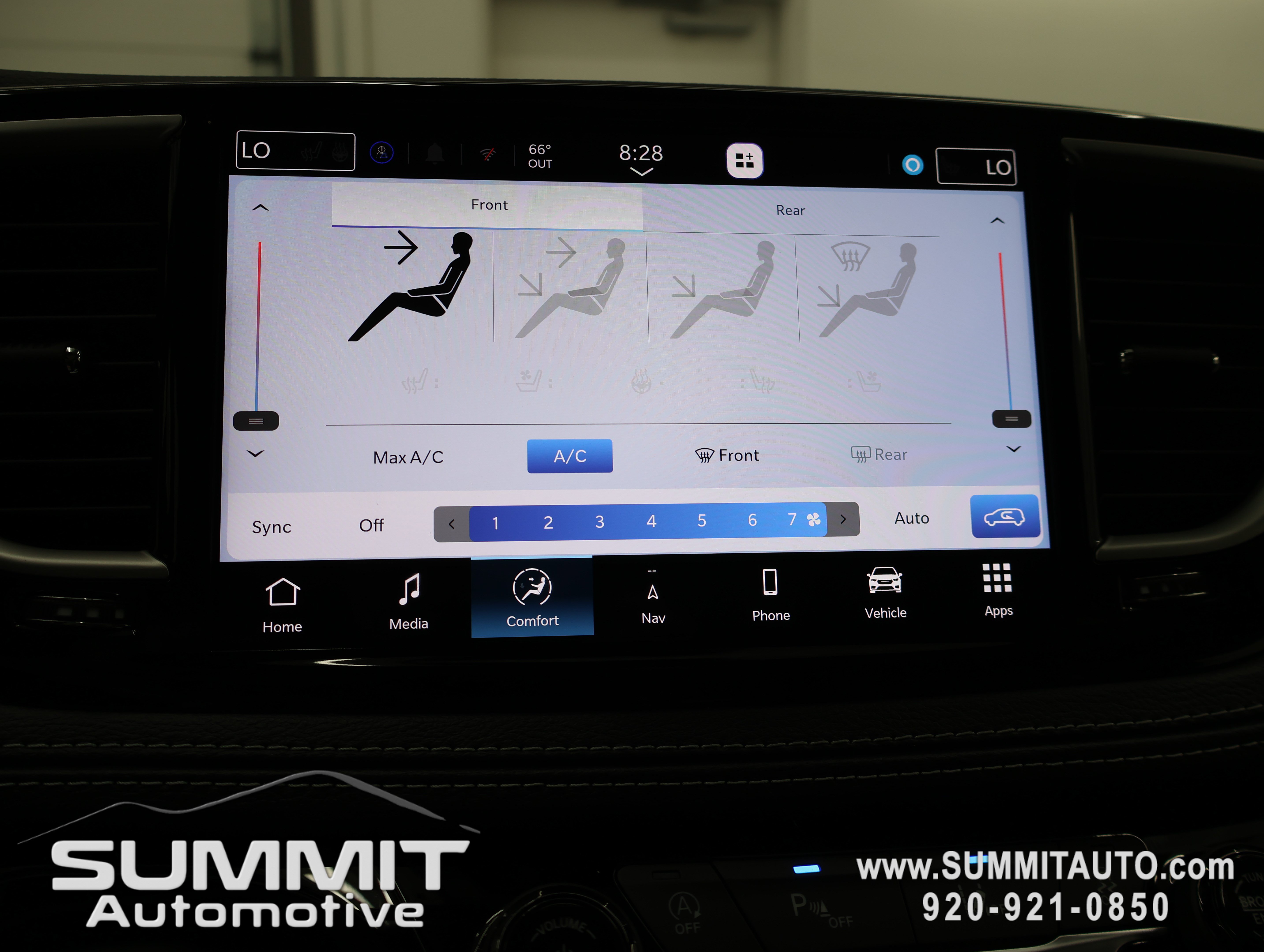 New 2027 Chrysler Pacifica Limited AWD/4WD image 66