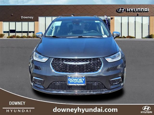 Used 2022 Chrysler Pacifica Limited video 2