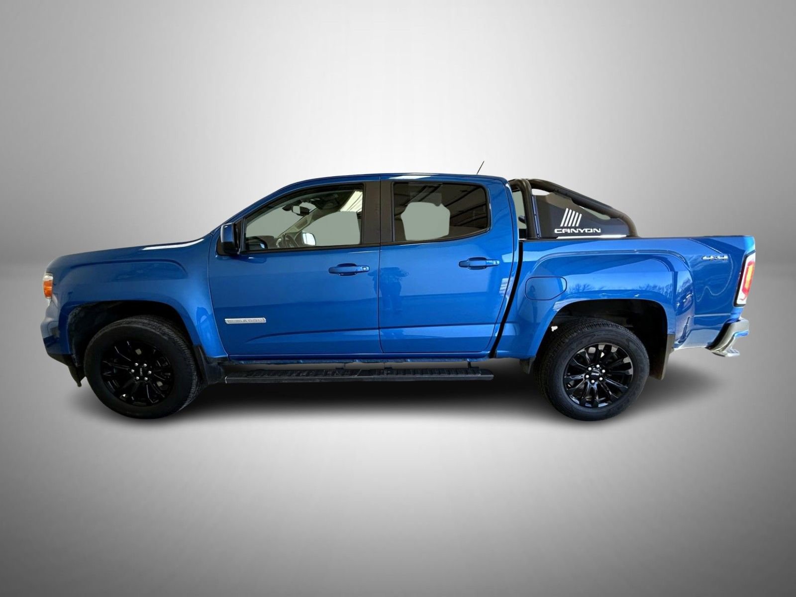 Used 2022 GMC Canyon Elevation image 8