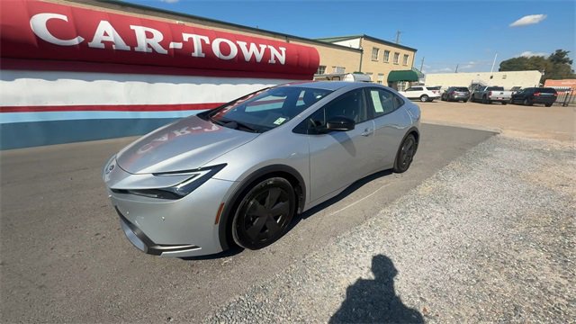 Used 2023 Toyota Prius Prime Premium image 4