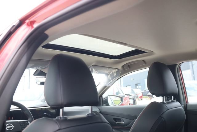 New 2026 Nissan Sentra SR w/ SR Premium Package image 23