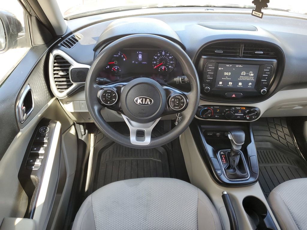 Used 2021 Kia Soul LX image 12