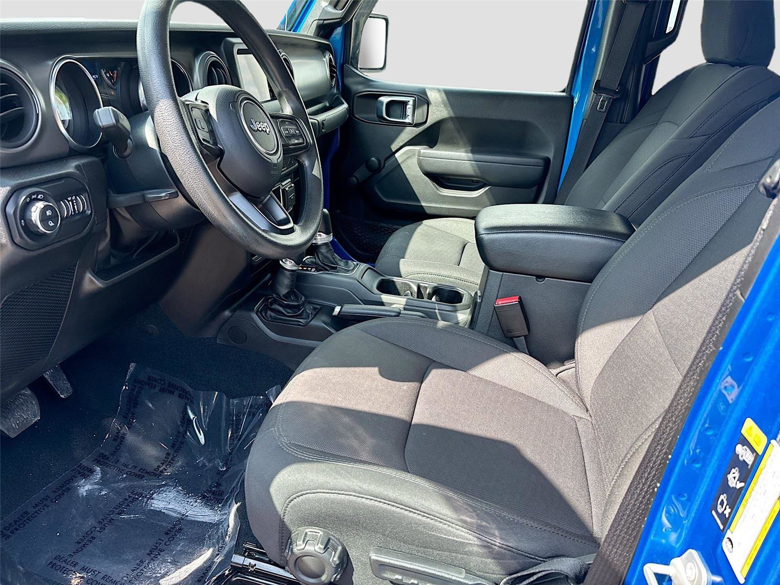Used 2022 Jeep Gladiator Sport AWD/4WD image 19