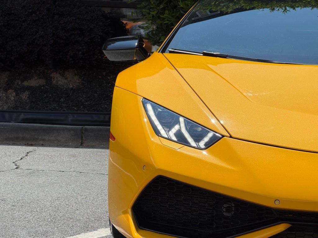 Used 2015 Lamborghini Huracan LP 610-4 AWD/4WD image 4