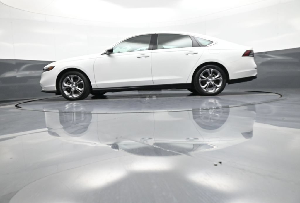 Certified 2024 Honda Accord EX-L image 32