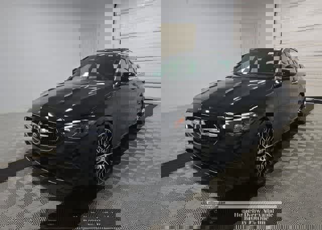 Used 2024 Mercedes-Benz C 300 Sedan image 1