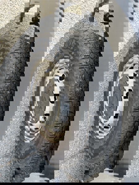 Used 2019 Ford Transit 250 148 High Roof Extended RWD image 22