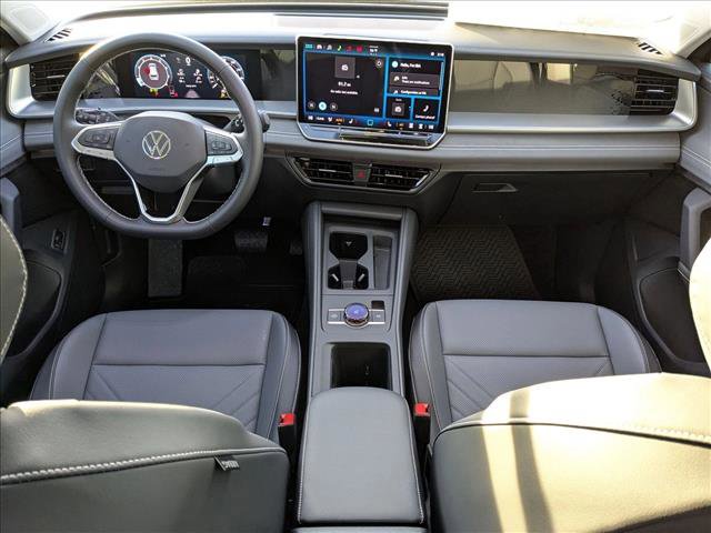 New 2026 Volkswagen Tiguan SE image 14