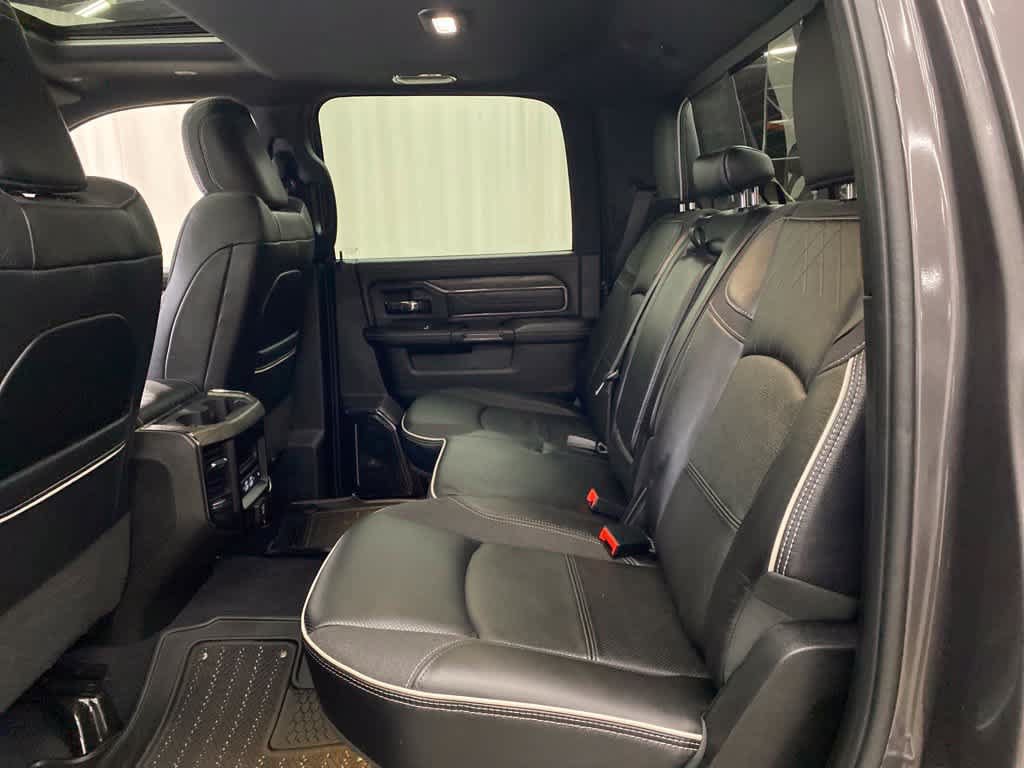 Used 2025 RAM 3500 Limited AWD/4WD image 16