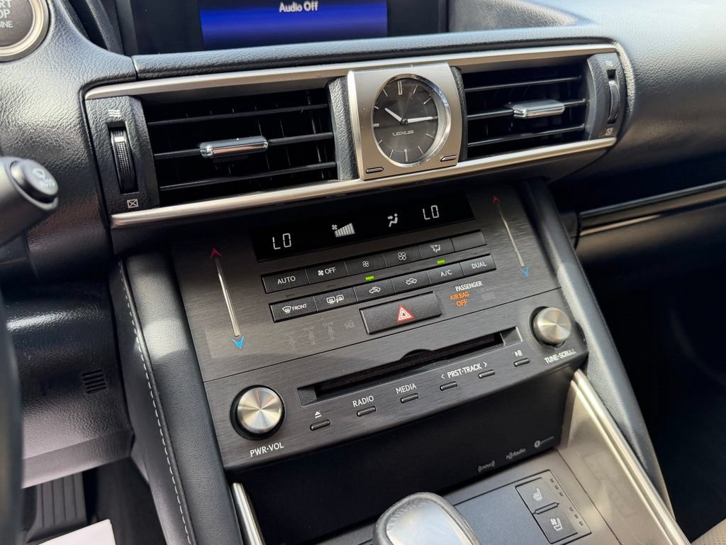 Used 2019 Lexus IS 300 w/ Premium Package RWD image 31