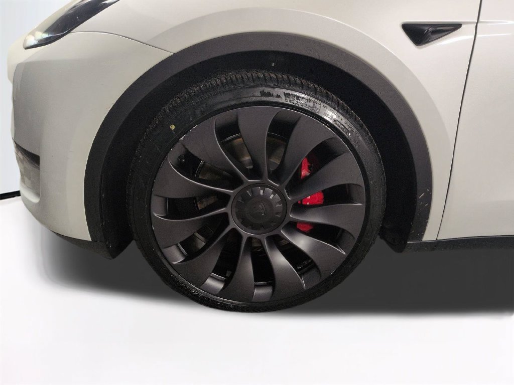 Used 2024 Tesla Model Y Performance AWD/4WD image 13