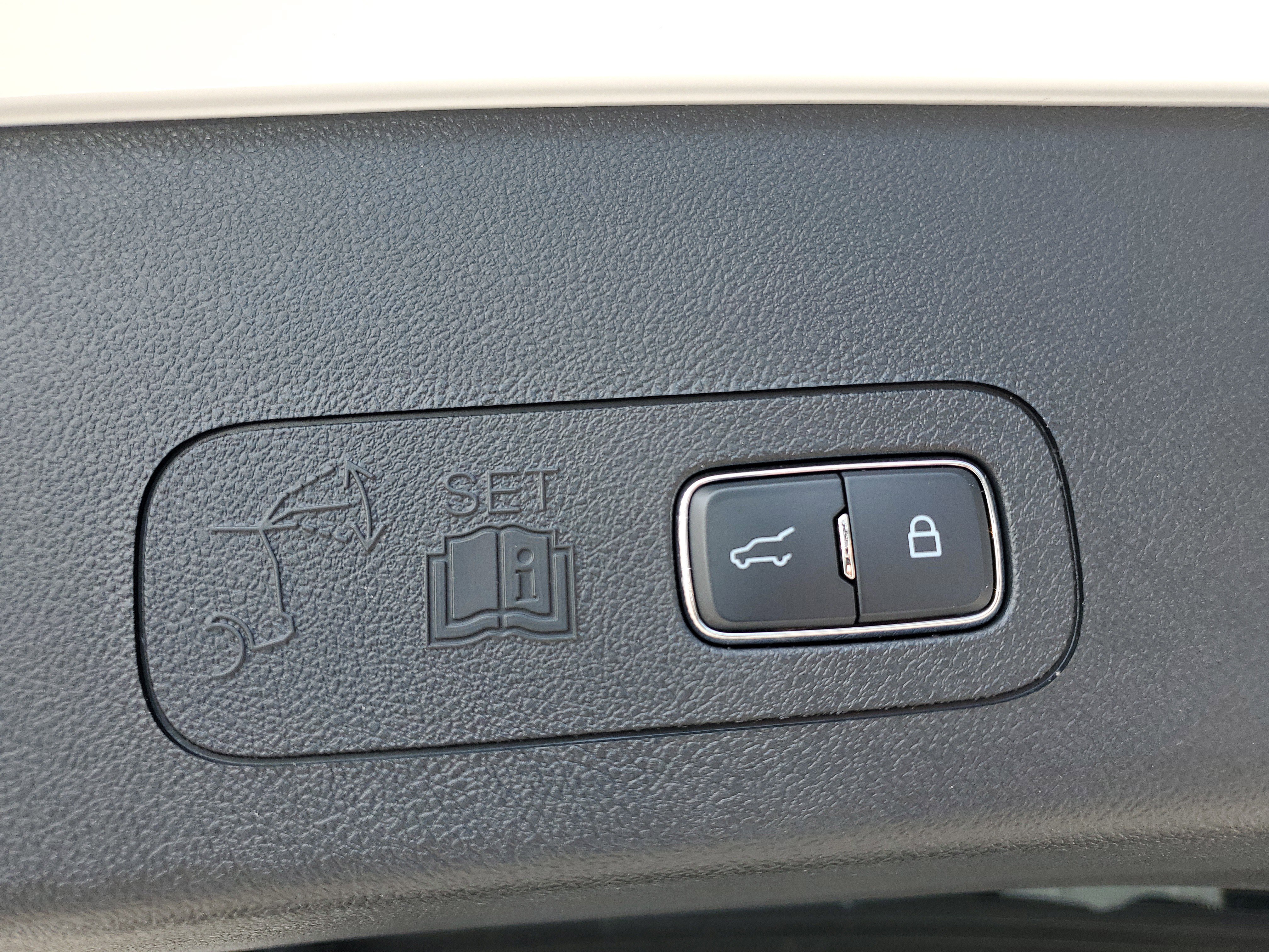 Certified 2023 Lincoln Aviator Reserve image 9