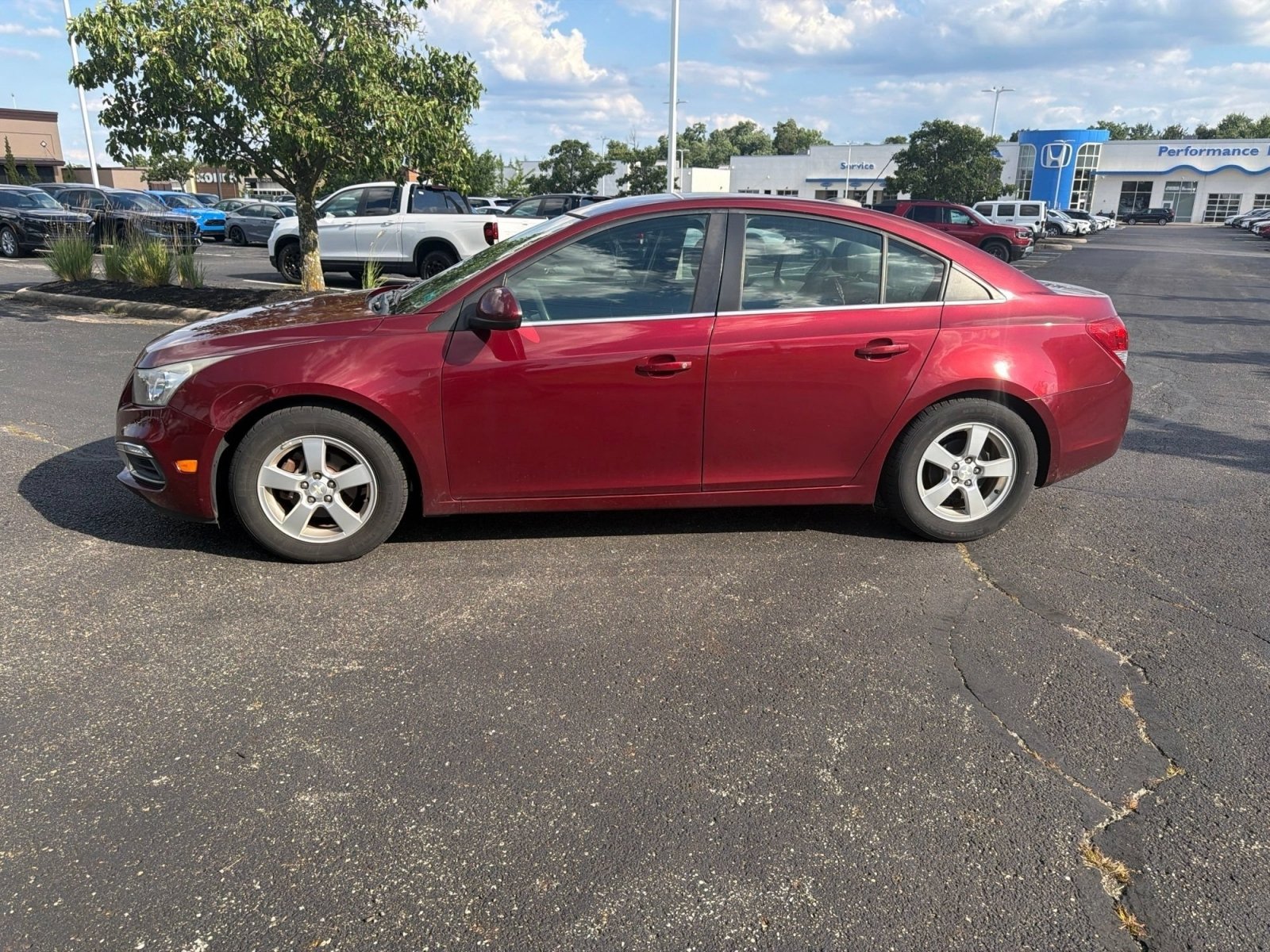 Used 2015 Chevrolet Cruze LT FWD image 4