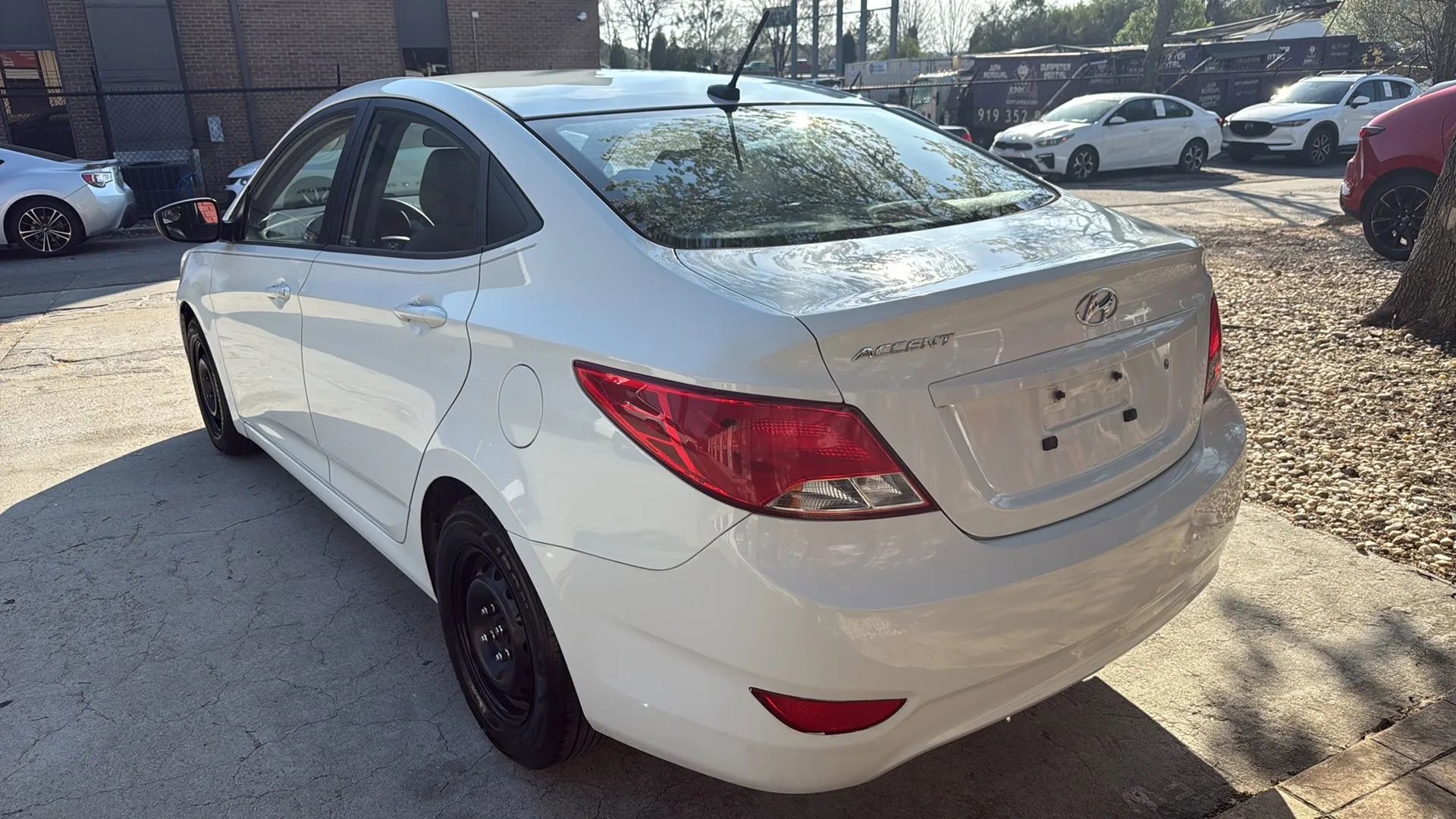 Used 2015 Hyundai Accent GLS image 7