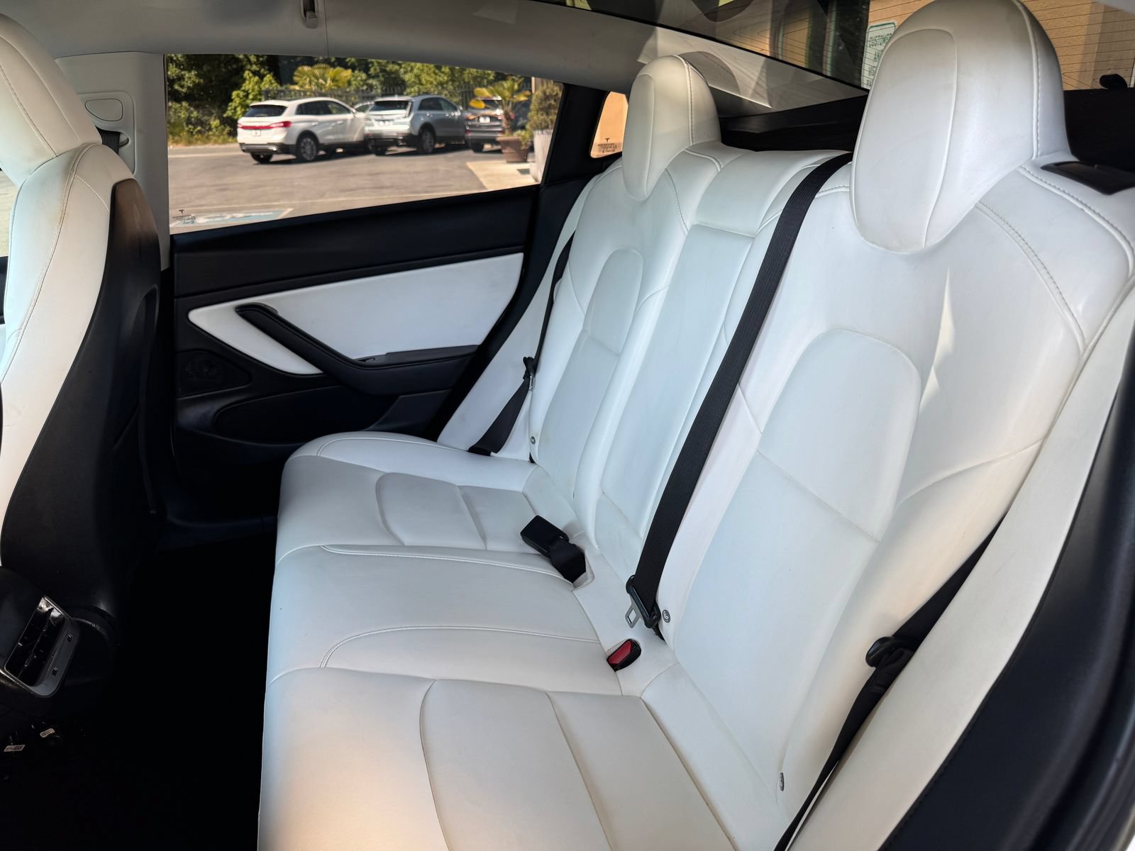Used 2018 Tesla Model 3 Long Range AWD/4WD image 14