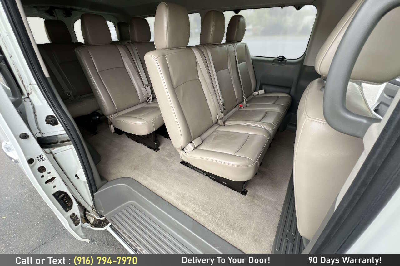 Used 2013 Nissan NV 3500 SL w/ Technology Pkg image 11
