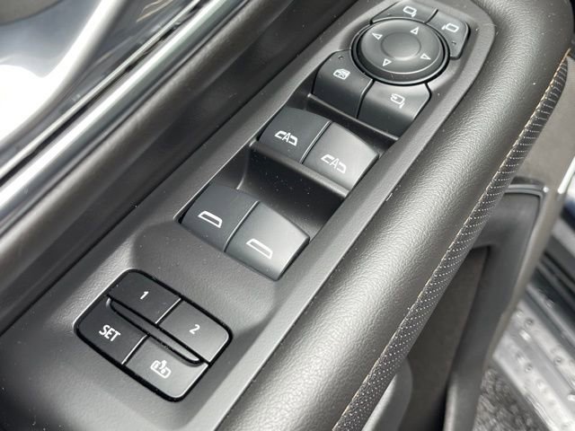 Used 2024 GMC Yukon AT4 image 18