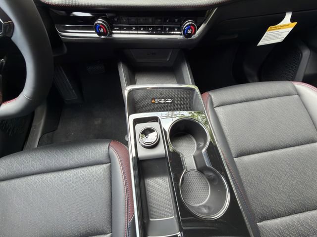 New 2026 Chevrolet Equinox RS w/ Convenience Package III FWD image 16