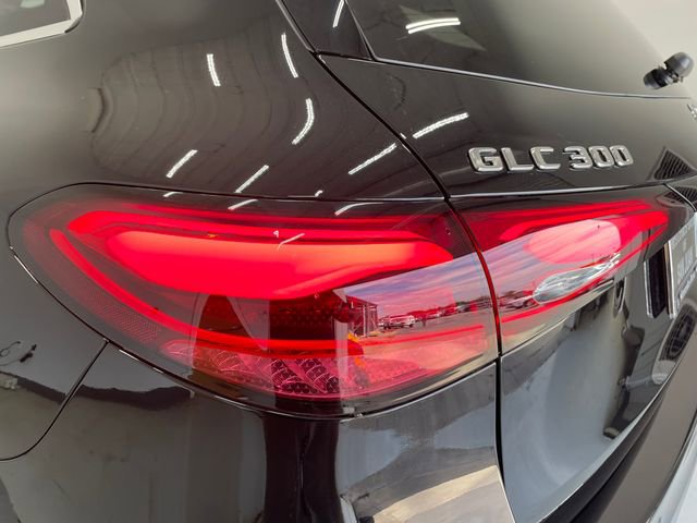 New 2026 Mercedes-Benz GLC 300 image 34