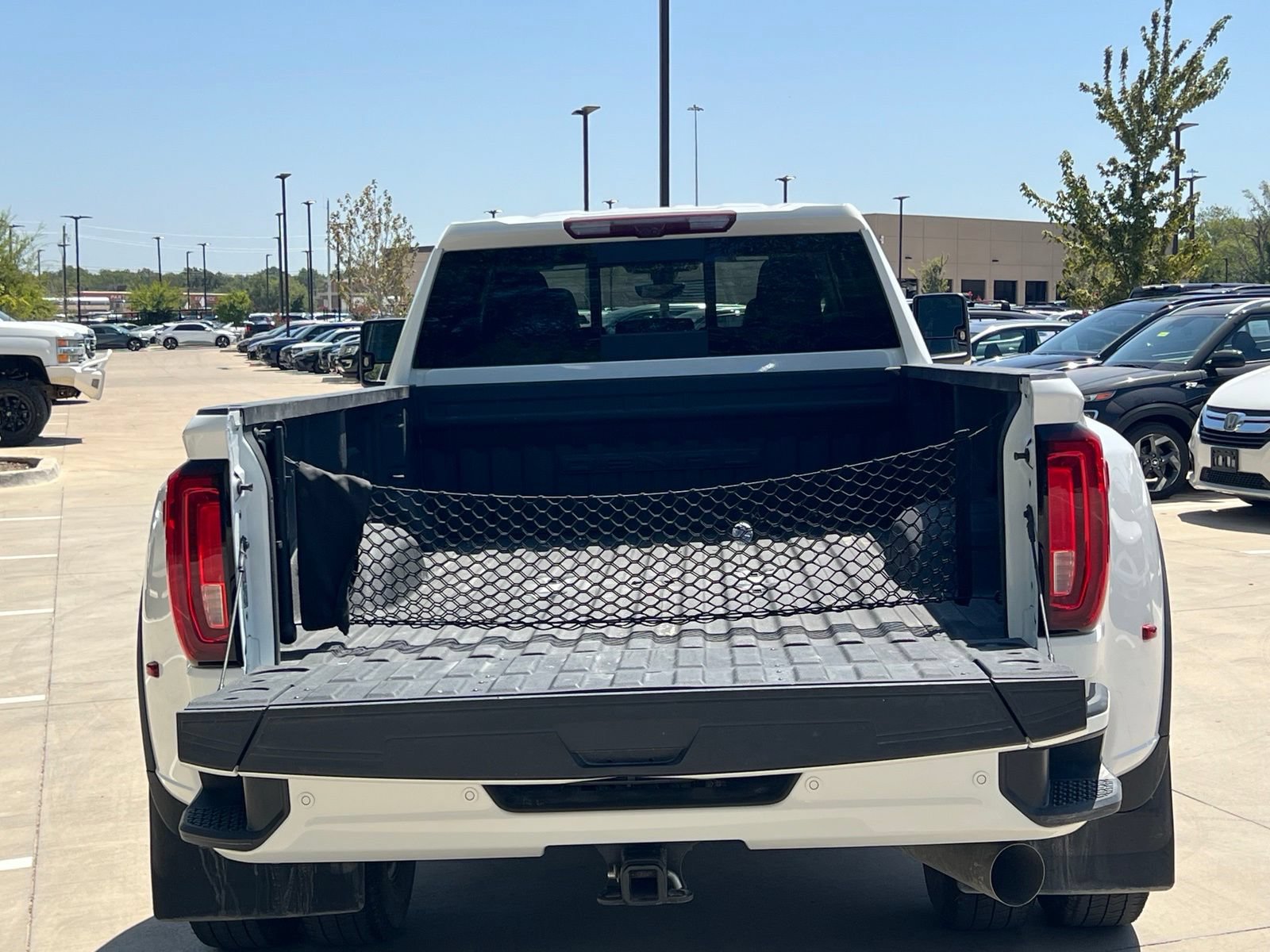 Used 2022 GMC Sierra 3500 Denali w/ Denali Ultimate Package AWD/4WD image 15