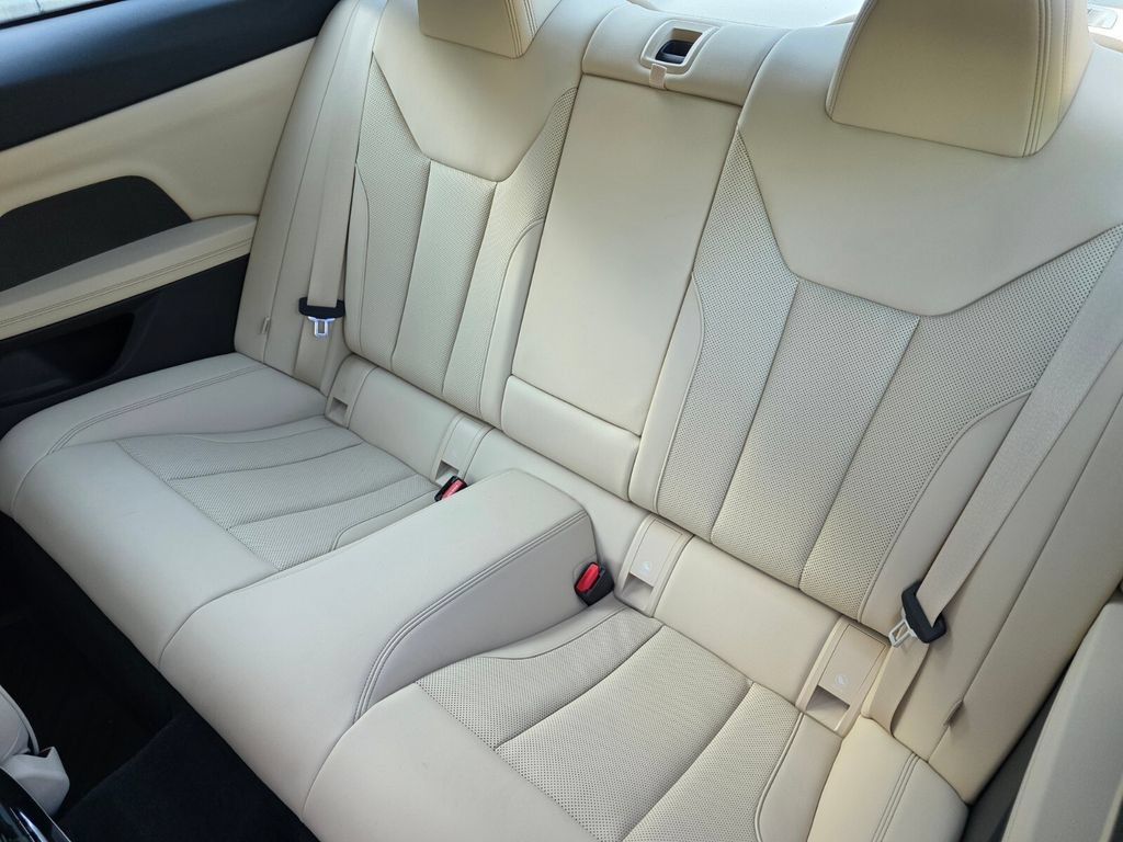 Used 2022 BMW M440i Coupe w/ Premium Package RWD image 13