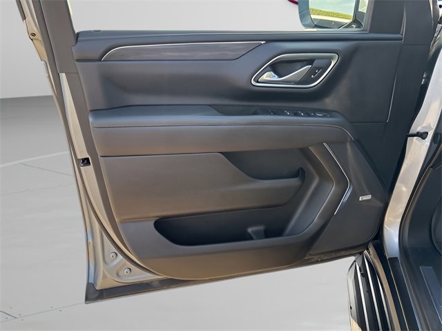 Used 2024 GMC Yukon SLT image 6