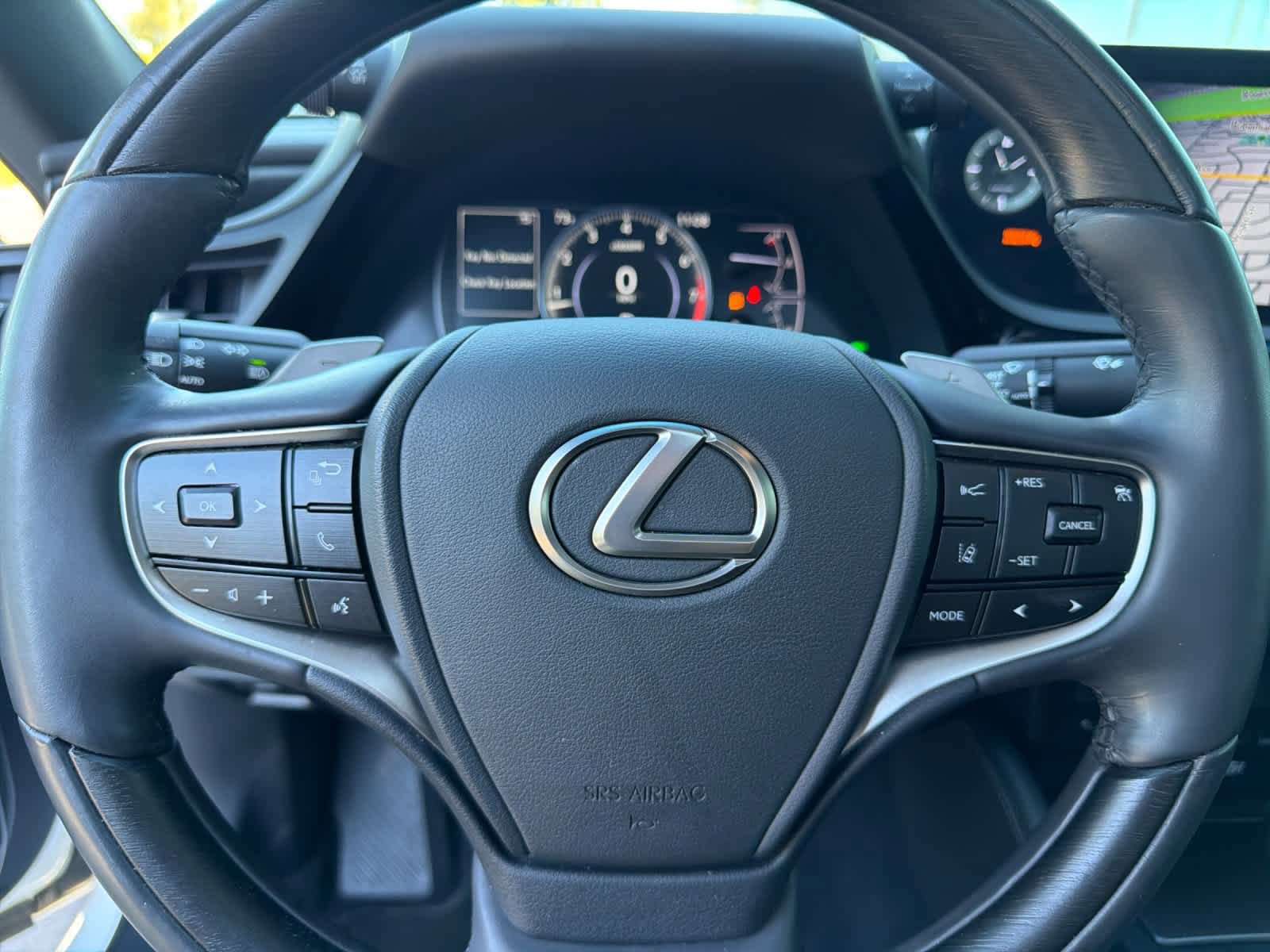 Used 2022 Lexus ES 350 w/ Accessory Package 2 FWD image 25