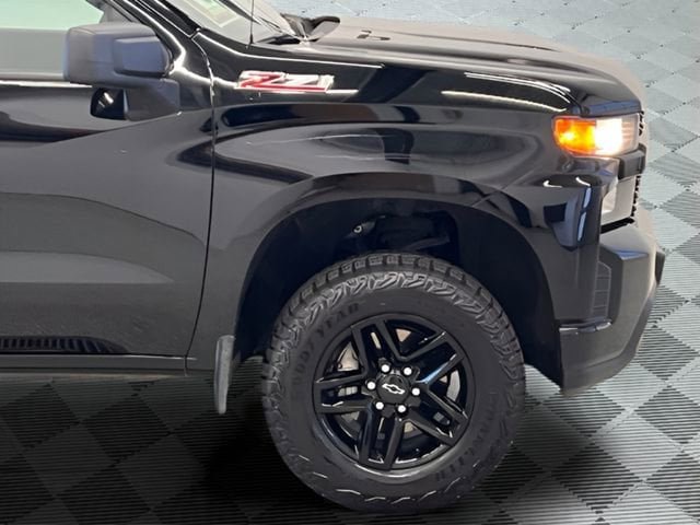 Used 2022 Chevrolet Silverado 1500 Custom Trail Boss w/ Safety Confidence Package AWD/4WD image 4